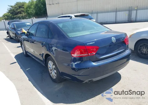 2013 Volkswagen Passat 2.5L S из США, поврежденный, VIN 1VWAP7A35DC026578